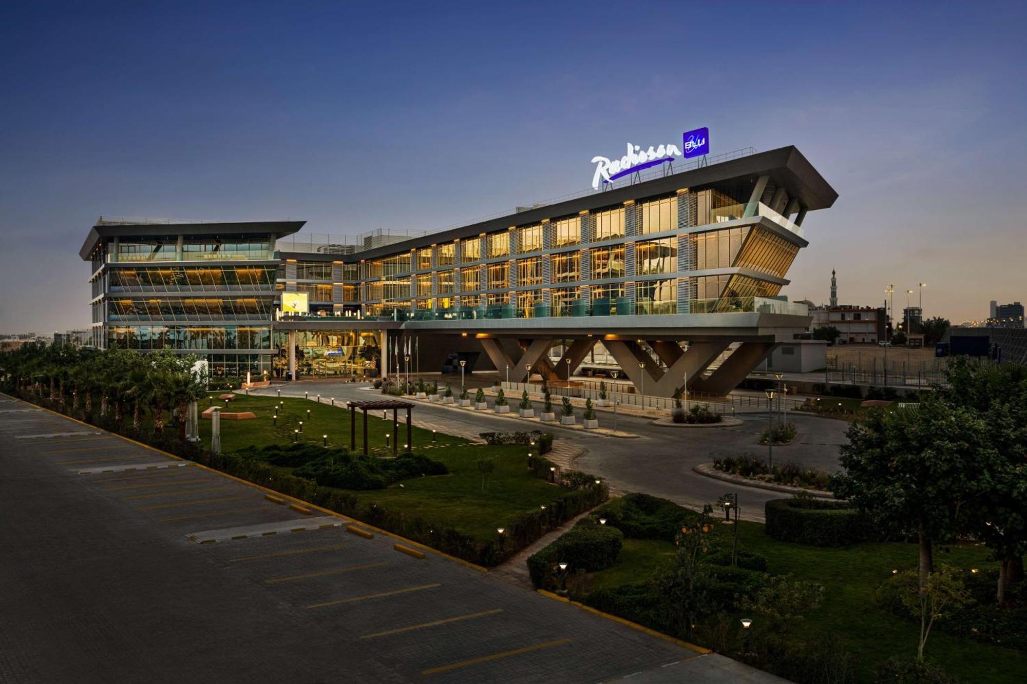 Radisson Blu Hotel Riyadh Convention And Exhibition Center Riade Exterior foto Radisson Hotel, Kathmandu